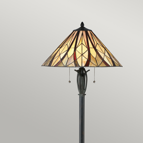 Kontrollera VICTORY Tiffany golvlampa - Elstead