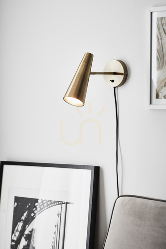 Kontrollera Vägglampa Markslojd Peak 1L antik metall 107899