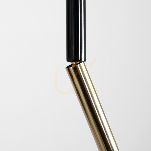Kontrollera Takspot Aldex Stick Black L 81,5 cm svart-guld G9 1067PL_G1_L