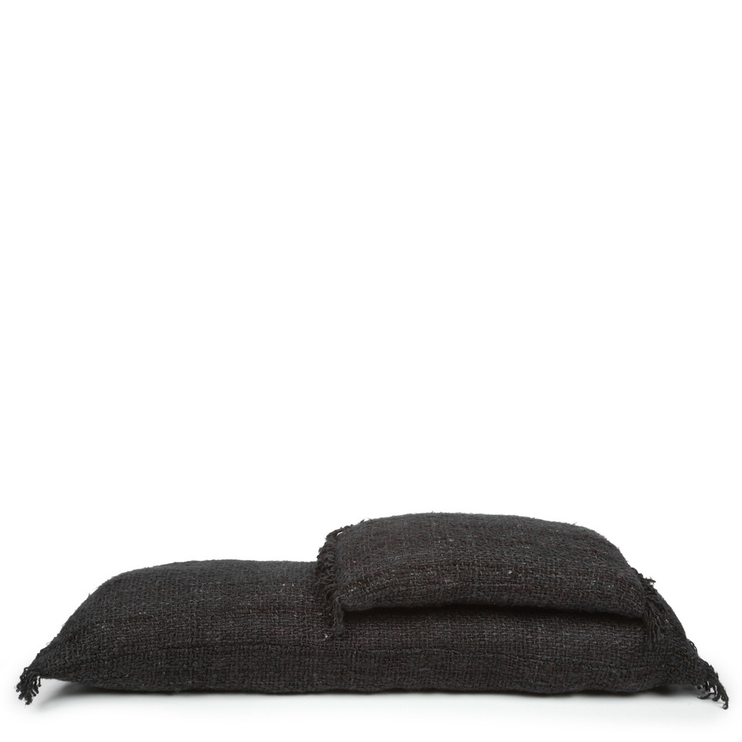 Förhandsvisning Oh My Gee kuddfodral - svart marin - 35x100. Oh My Gee kuddfodral - svart marin - 35x100.
