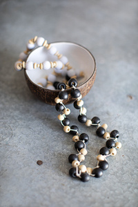 Canggu-halsband - naturligt svart 5 Canggu-halsband - naturligt svart small 5