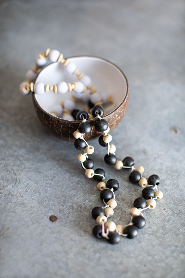 Kontrollera Canggu-halsband - naturligt svart Canggu-halsband - naturligt svart