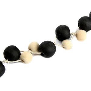 Canggu-halsband - naturligt svart 8 Canggu-halsband - naturligt svart small 8