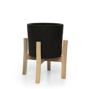 BAZAR BIZAR The Charcoal Low svart terrakottakruka med stativ i teak, 28 cm small 0
