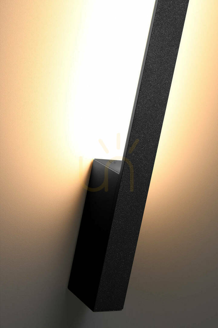 Kontrollera Vägglampa LAHTI L svart 3000K Thoro Vägglampa LAHTI L svart 3000K Thoro