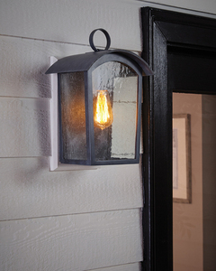 Huguenot Lake 1 ljus vägglampa Elstead small 1