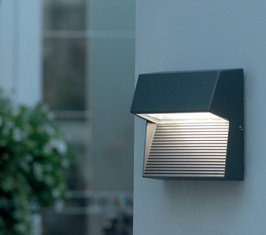 Freyr Sp Square 1 ljus vägglampa Elstead small 1