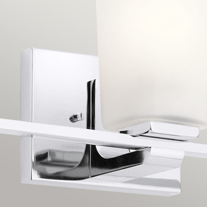 Badrumsvägglampa Roehm – 3 ljus – IP44 – polerad krom Elstead small 1