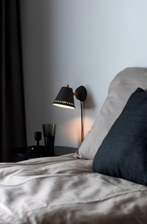 Utsikt Vägglampa i furu Svart Nordlux Vägglampa i furu Svart Nordlux
