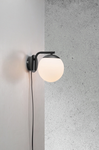 Kontrollera Grant vägglampa Svart Nordlux