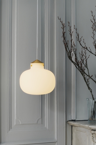 Kontrollera Raito 30 taklampa opalvit Nordlux