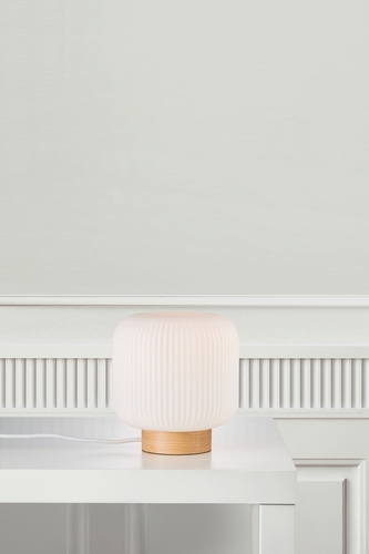 Kontrollera Milford bordslampa Ask/Opalvit från Nordlux