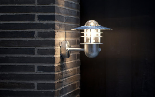 Kontrollera Utomhus vägglampa med rörelsesensor Agger Galv Nordlux
