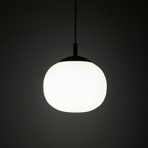 Vibe vit taklampa 1 250 small 2