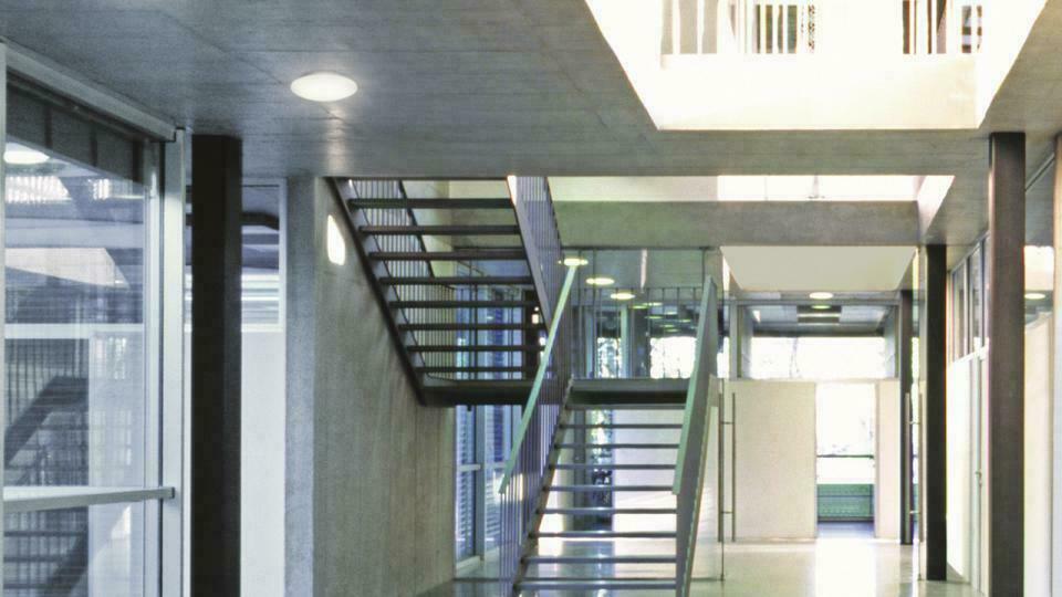 Förhandsvisning Armatur, inomhusplafond med rörelse- och skymningssensor LED RSPRO P2-R S WW EM Armatur, inomhusplafond med rörelse- och skymningssensor LED RSPRO P2-R S WW EM