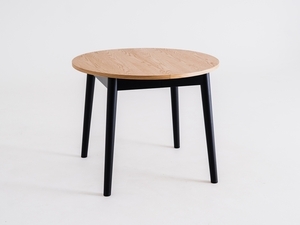 CustomForm ANTON ROUND 95 utdragbart matbord i massiv ek svart 95–175 cm small 0