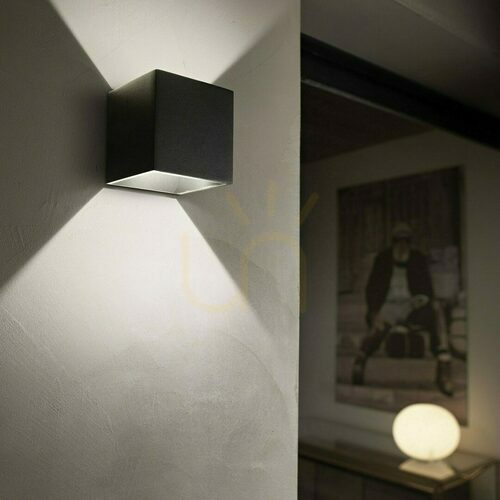 Kontrollera Vägglampa utomhus Ideallux Rubik svart 4000K LED 10 cm 142302