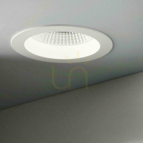 Kontrollera Infälld takarmatur Ideallux BASIC vit LED 20W 3000K 193472