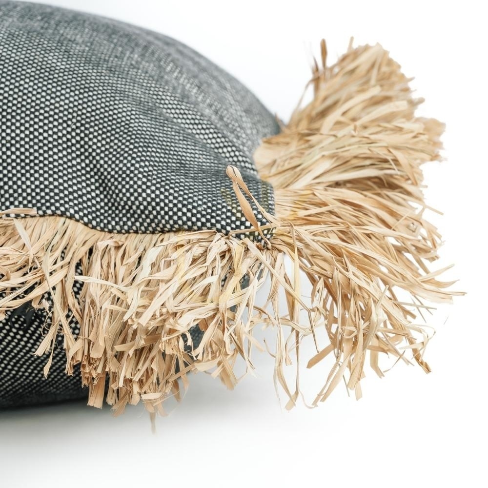 Kontrollera Kuddfodral BAZAR BIZAR Cotton Bonita 60x60 naturligt svart bomull raffia Kuddfodral BAZAR BIZAR Cotton Bonita 60x60 naturligt svart bomull raffia