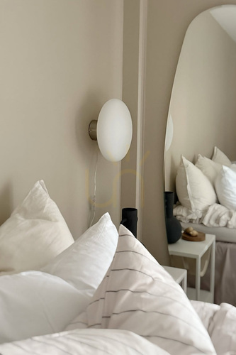Kontrollera Vägglampa Markslojd Locus vit metall/glas 108538
