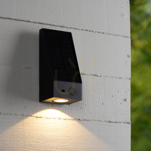 Lucide IRWIN svart solcellsdriven utomhusvägglampa LED 2 W 3000 K IP54 med sensorer 15816/02/30 small 1