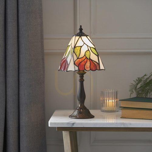 Kontrollera Botanica Tiffany bordslampa Multicolor 63963 Interiör.
