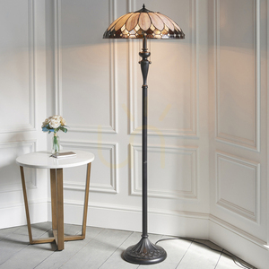 Stående lampa Tiffany flerfärgad Interiors 63972 small 3