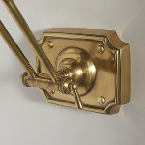 Winchester vägglampa i mässing 69833 Interiors small 8