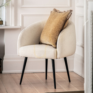 Gallery Direct Bugatti fåtölj i bouclé off white 69 × 64 × 81 cm small 2