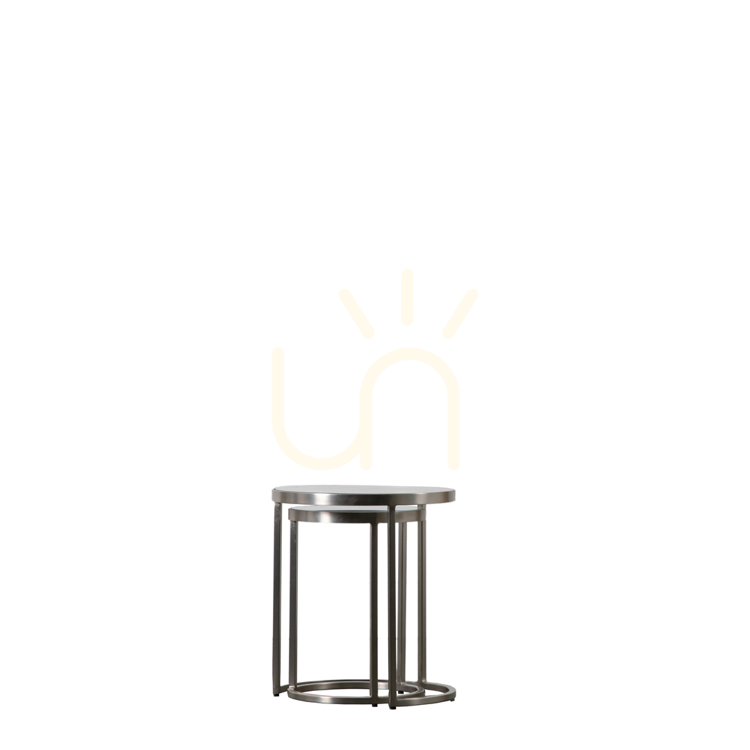 Display Satsbord Gallery Direct Rowe silver järn och glas 40x40x45 cm Satsbord Gallery Direct Rowe silver järn och glas 40x40x45 cm
