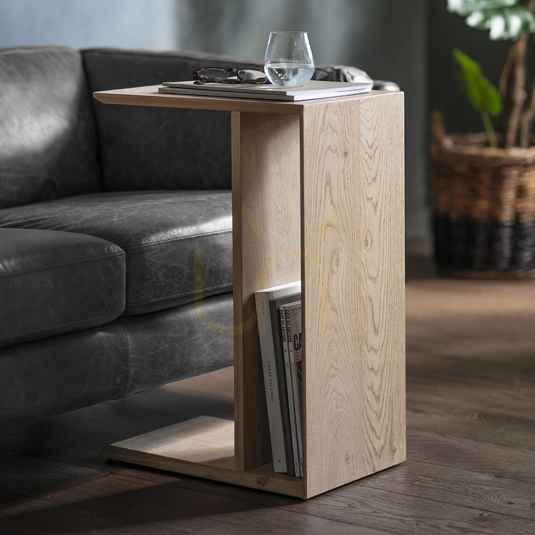 Utsikt Sidobord Gallery Direct Milano ek 45x30x65 cm Sidobord Gallery Direct Milano ek 45x30x65 cm