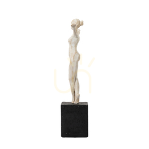 Ballerinaskulptur Piruett svart/vit polyresin 36 cm Gallery Direct small 2
