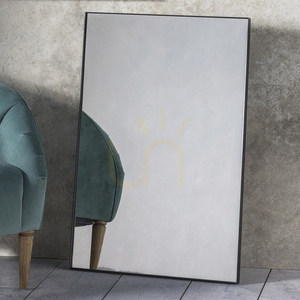 Spegel Gallery Direct Hurston svart metallram 60x90 cm small 1