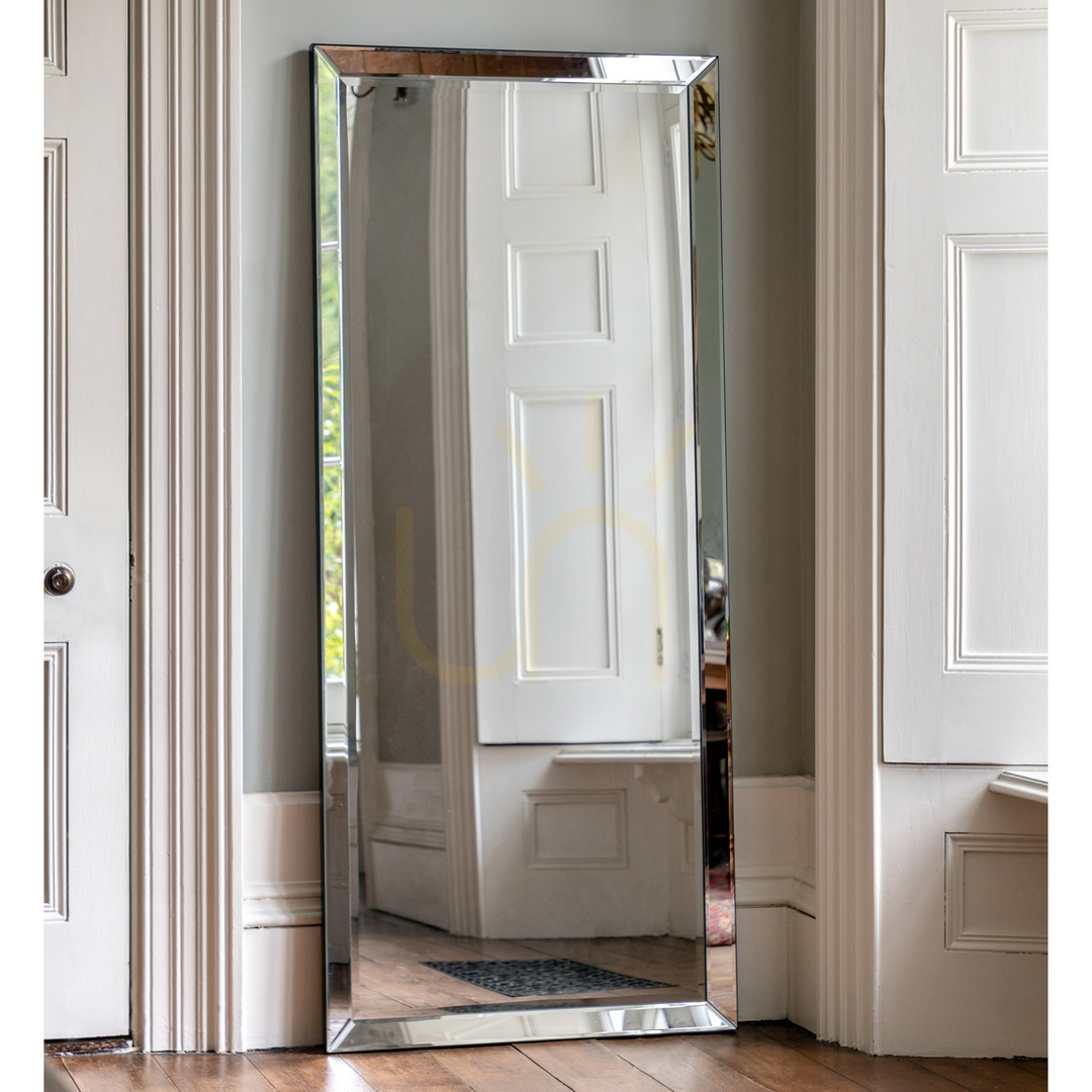 Utsikt Spegel Gallery Direct Luna silver 51x142,5 cm Spegel Gallery Direct Luna silver 51x142,5 cm