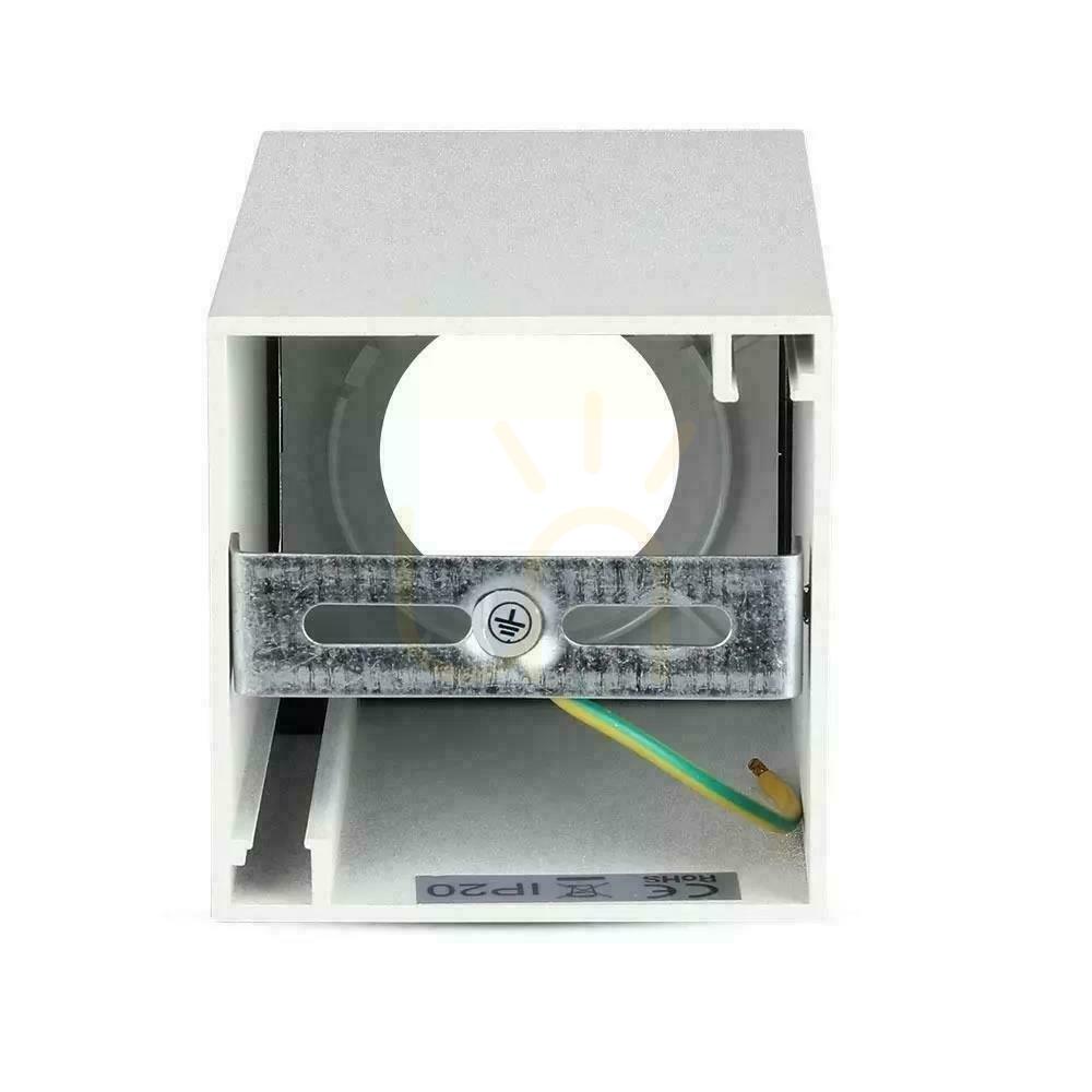 Display V-TAC GU10 Kvadratisk takarmatur för utanpåliggande montering Vit 74x74x140mm VT-882-Q 3 års garanti V-TAC GU10 Kvadratisk takarmatur för utanpåliggande montering Vit 74x74x140mm VT-882-Q 3 års garanti