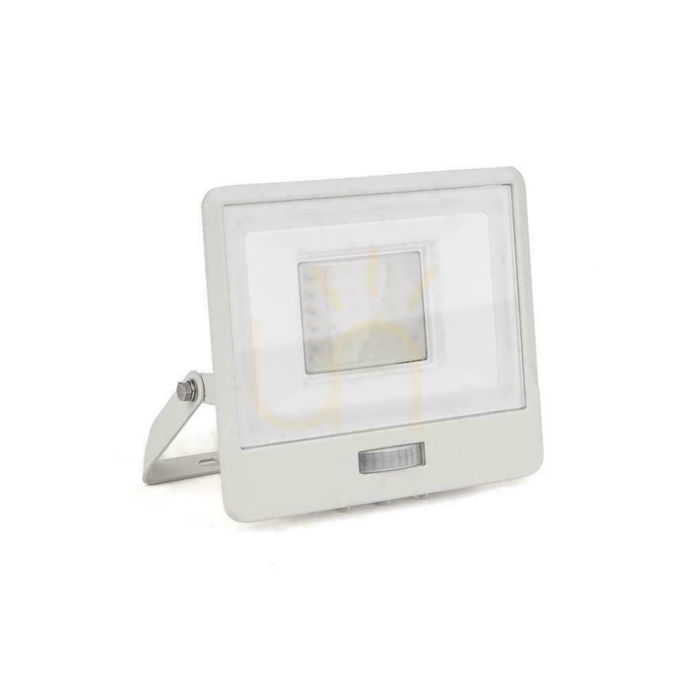 Kontrollera LED-projektor V-TAC 50W SAMSUNG CHIP rörelsesensor vit med MUFa VT-158S 6500K 4000lm 5 års garanti LED-projektor V-TAC 50W SAMSUNG CHIP rörelsesensor vit med MUFa VT-158S 6500K 4000lm 5 års garanti