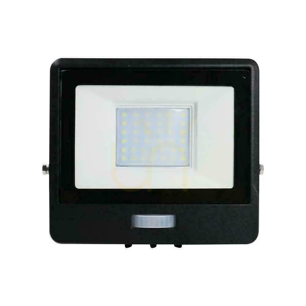 Utsikt V-TAC LED-projektor 30W SAMSUNG CHIP Rörelsesensor Svart kabel 1M VT-138S-1 6400K 2340lm 5 års garanti V-TAC LED-projektor 30W SAMSUNG CHIP Rörelsesensor Svart kabel 1M VT-138S-1 6400K 2340lm 5 års garanti