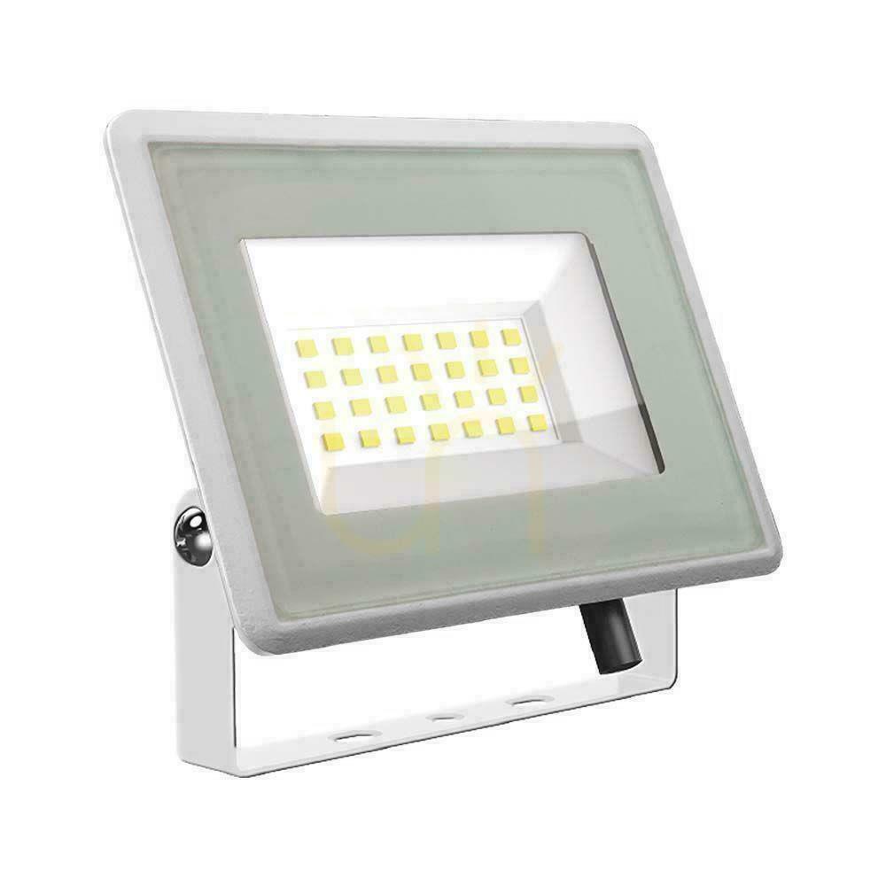 Kontrollera V-TAC LED-projektor 30W SMD F-CLASS Vit VT-4934-W 6500K 2510lm. V-TAC LED-projektor 30W SMD F-CLASS Vit VT-4934-W 6500K 2510lm.