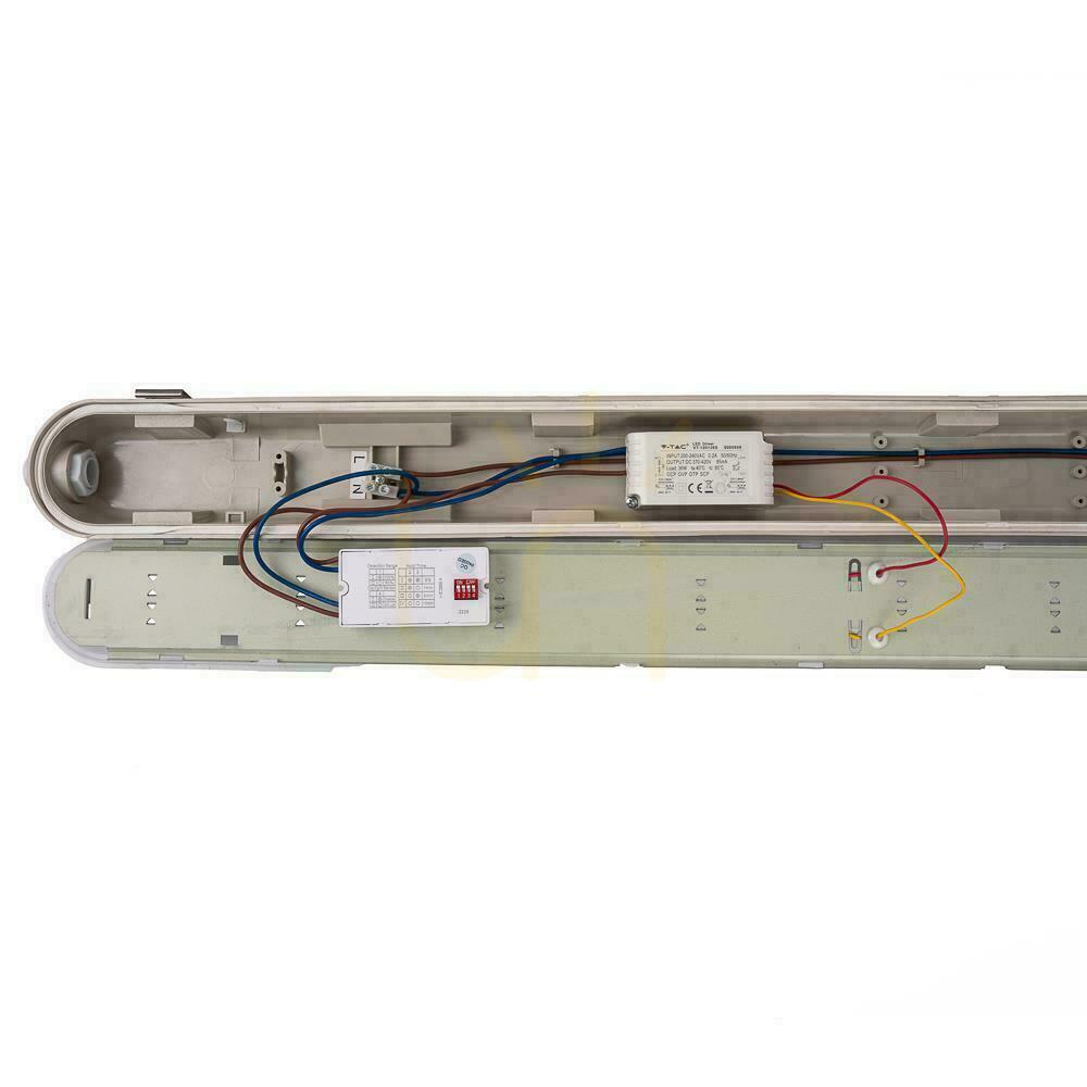 Visa Hermetisk LED-armatur V-TAC SAMSUNG CHIP 36W 120cm 120Lm/W ML SS Clip Rörelsesensor VT-120136S 6500K 4320lm 3 års garanti Hermetisk LED-armatur V-TAC SAMSUNG CHIP 36W 120cm 120Lm/W ML SS Clip Rörelsesensor VT-120136S 6500K 4320lm 3 års garanti
