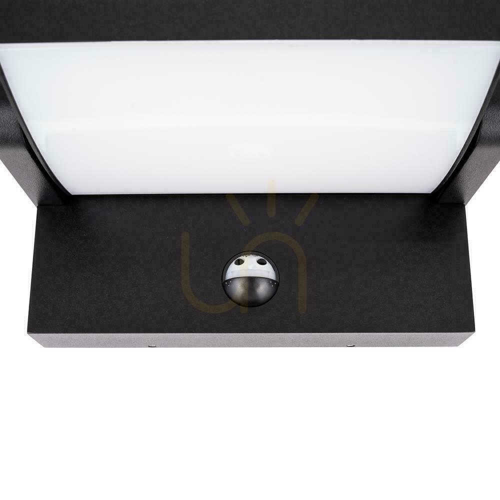 Förhandsvisning V-TAC 17W LED-projektor fasadarmatur rörelsesensor svart IP65 VT-11020S 4000K 2520lm. V-TAC 17W LED-projektor fasadarmatur rörelsesensor svart IP65 VT-11020S 4000K 2520lm.