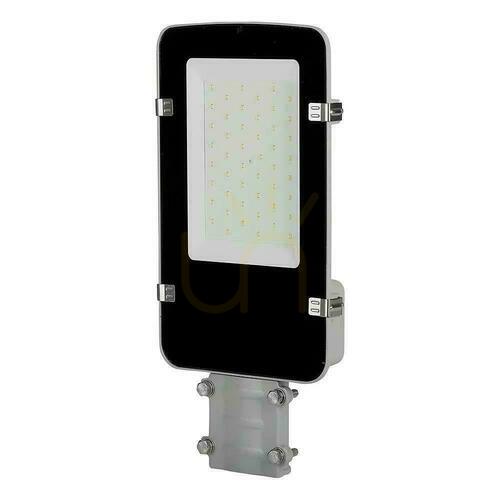 Kontrollera V-TAC SAMSUNG CHIP 30W VT-30ST 6400K 3000lm LED gatubelysning 5 års garanti