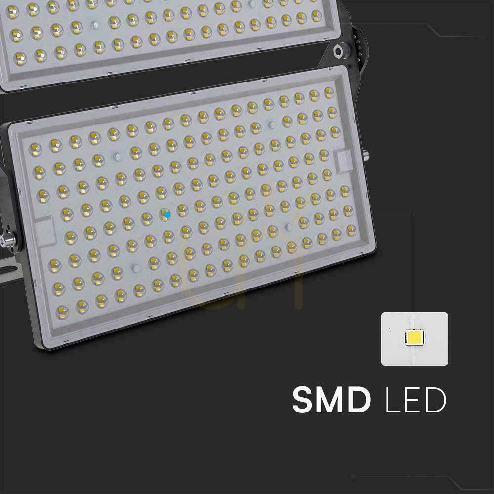 Visa V-TAC 500W Svart IP65 135Lm/W VT-48500 6500K 67500lm LED-projektor V-TAC 500W Svart IP65 135Lm/W VT-48500 6500K 67500lm LED-projektor