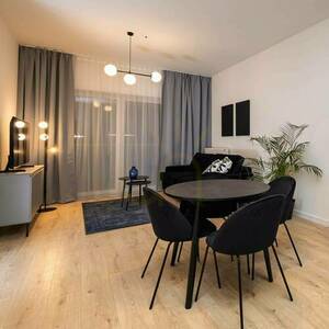 Vox golvlampa 3 small 2