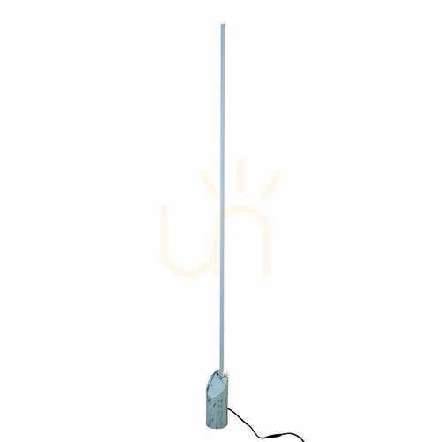 Kontrollera Mantra MARMOL golvlampa 8512