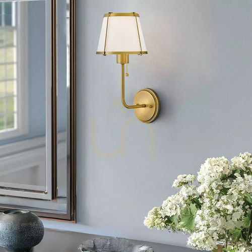 Kontrollera Vägglampa Elstead Clarke med dragströmbrytare mörk mässing, linneskärm E27 max. 40 W HK-CLARKE1-DBR-OW