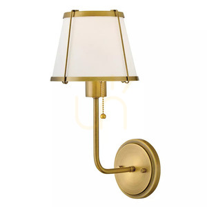 Vägglampa Elstead Clarke med dragströmbrytare mörk mässing, linneskärm E27 max. 40 W HK-CLARKE1-DBR-OW small 0