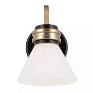 Farum vägglampa - 1 ljuskälla - Svart, Champagne Elstead 1 Farum vägglampa - 1 ljuskälla - Svart, Champagne Elstead small 1