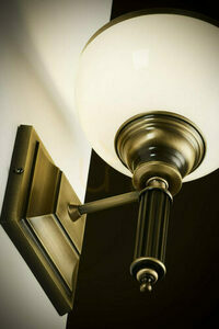 Vägglampa Jupiter ZEUS 625 i patinerad mässingsfinish 1×E27/15 W small 4