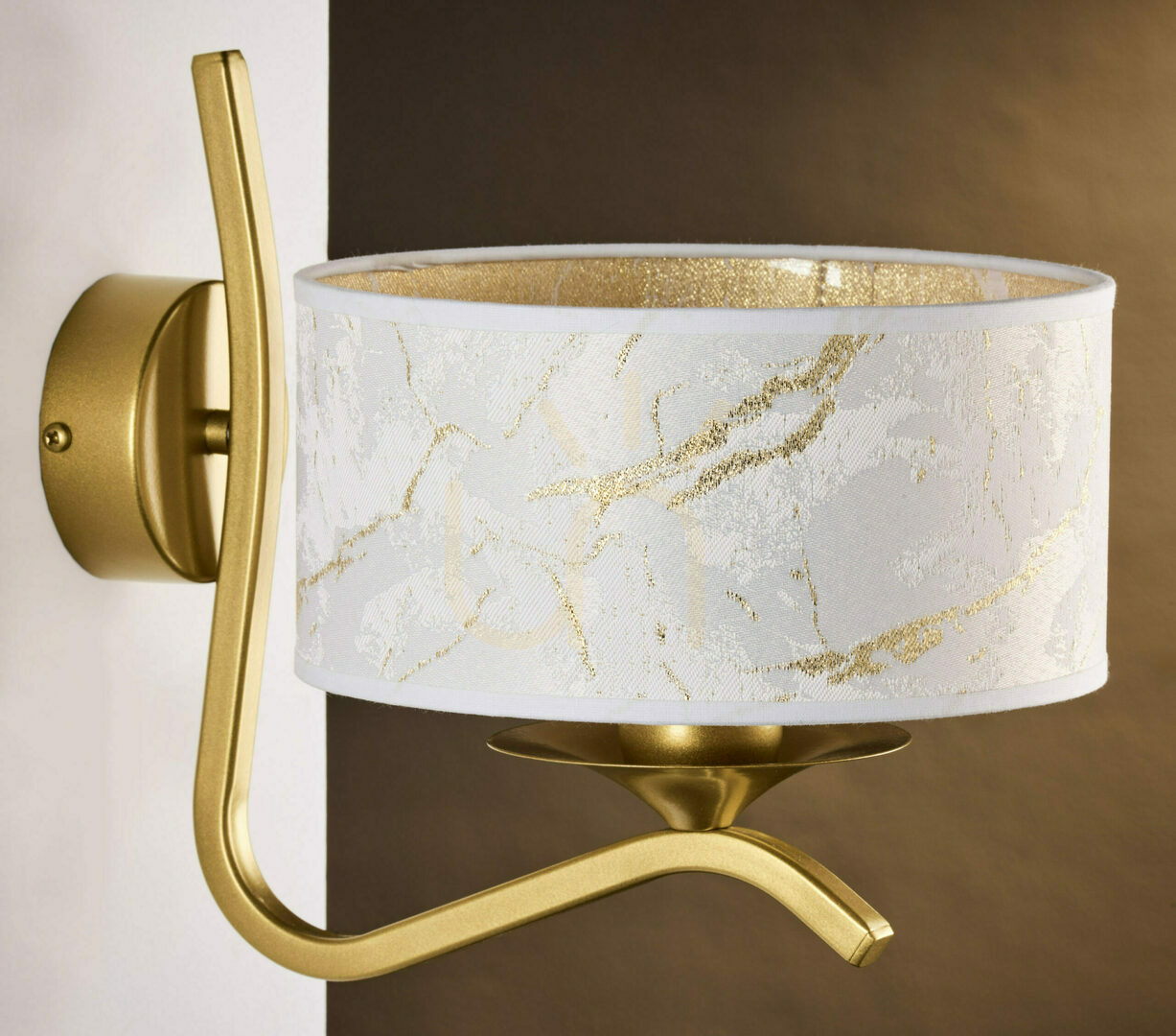Kontrollera Vägglampa KASZMIR Gold 1xE27/15W Vägglampa KASZMIR Gold 1xE27/15W