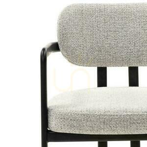 FLAIRE Taupe stoppad stol med svarta ben 2 FLAIRE Taupe stoppad stol med svarta ben small 2